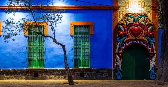 <Синий дом>, где жила и работала самая известная художница Мексики - Фрида Кало