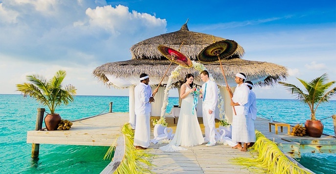 Свадебная церемония и медовый месяц в отеле Royal Island Resort and Spa 5*
