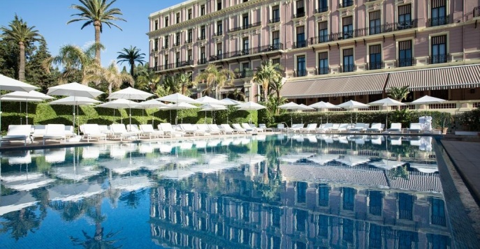 Отель Royal Riviera 5*L